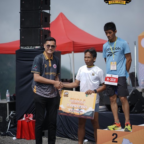 Race photo from KELUD VERTICAL CHALLENGE 2025