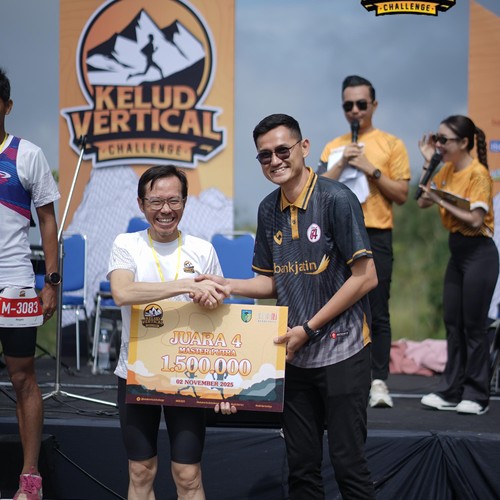 Race photo from KELUD VERTICAL CHALLENGE 2025