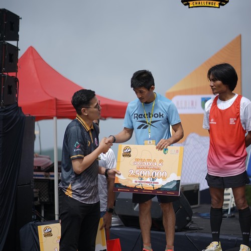 Race photo from KELUD VERTICAL CHALLENGE 2025