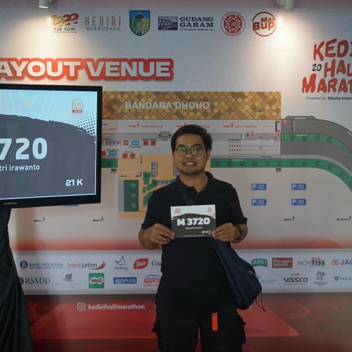 Race photo from KEDIRI HALF MARATHON 2026