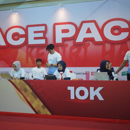 Race photo from KEDIRI HALF MARATHON 2026