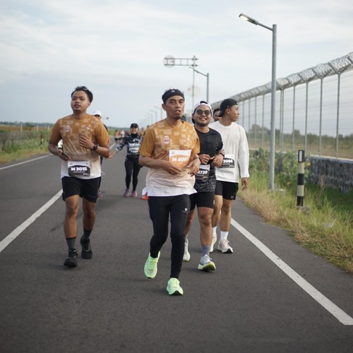 Race photo from KEDIRI HALF MARATHON 2026