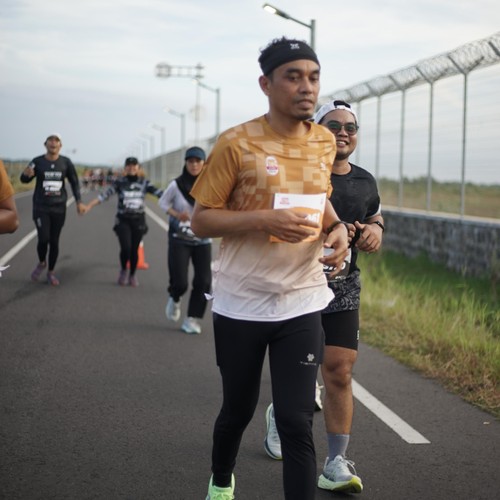Race photo from KEDIRI HALF MARATHON 2026