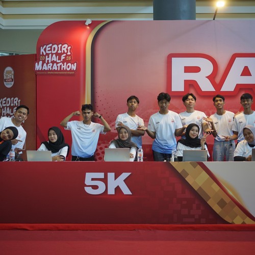 Race photo from KEDIRI HALF MARATHON 2026