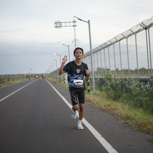 Race photo from KEDIRI HALF MARATHON 2026