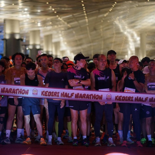 Race photo from KEDIRI HALF MARATHON 2026