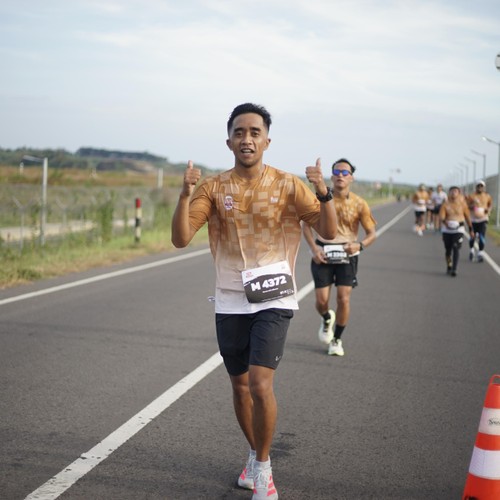Race photo from KEDIRI HALF MARATHON 2026