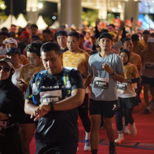 Race photo from KEDIRI HALF MARATHON 2026