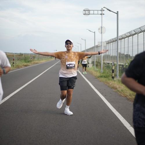 Race photo from KEDIRI HALF MARATHON 2026