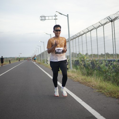 Race photo from KEDIRI HALF MARATHON 2026
