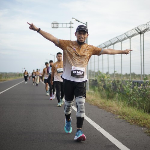 Race photo from KEDIRI HALF MARATHON 2026
