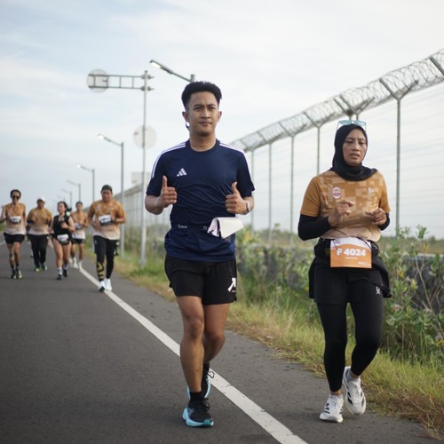 Race photo from KEDIRI HALF MARATHON 2026