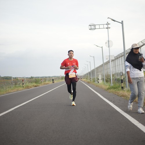 Race photo from KEDIRI HALF MARATHON 2026
