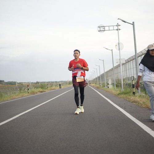 Race photo from KEDIRI HALF MARATHON 2026