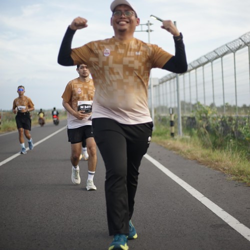 Race photo from KEDIRI HALF MARATHON 2026