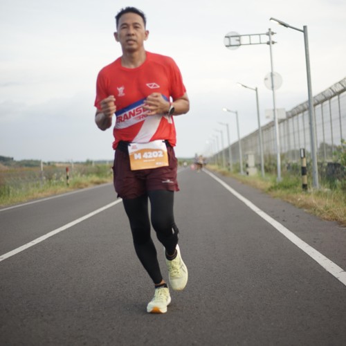 Race photo from KEDIRI HALF MARATHON 2026