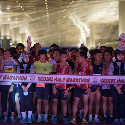 Race photo from KEDIRI HALF MARATHON 2026