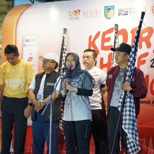 Race photo from KEDIRI HALF MARATHON 2026