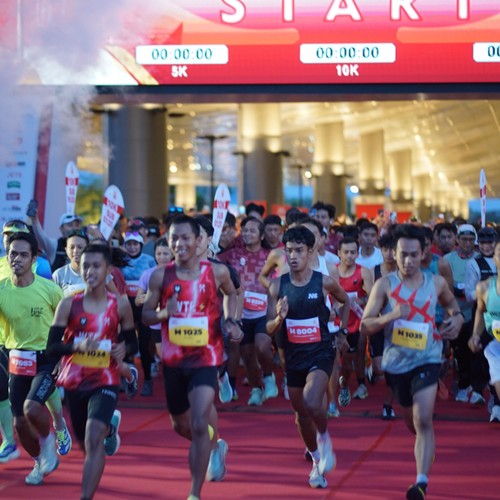 Race photo from KEDIRI HALF MARATHON 2026