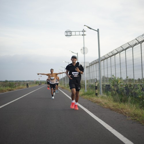 Race photo from KEDIRI HALF MARATHON 2026