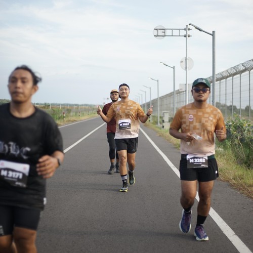 Race photo from KEDIRI HALF MARATHON 2026