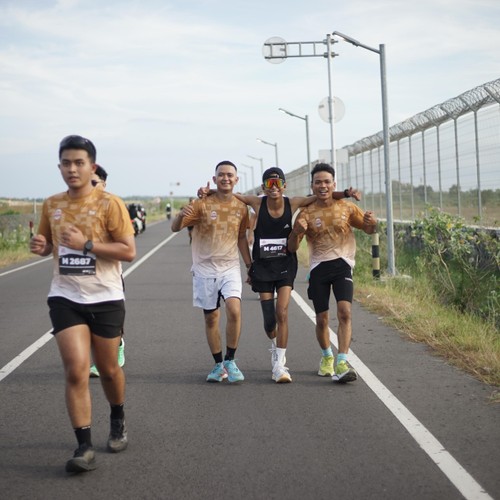 Race photo from KEDIRI HALF MARATHON 2026