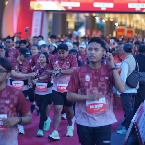 Race photo from KEDIRI HALF MARATHON 2026