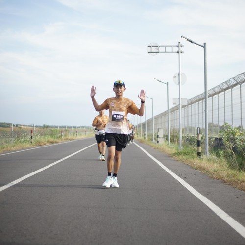 Race photo from KEDIRI HALF MARATHON 2026