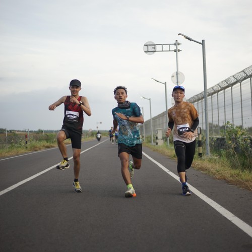 Race photo from KEDIRI HALF MARATHON 2026