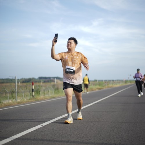 Race photo from KEDIRI HALF MARATHON 2026