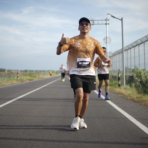 Race photo from KEDIRI HALF MARATHON 2026