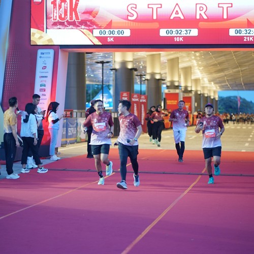 Race photo from KEDIRI HALF MARATHON 2026