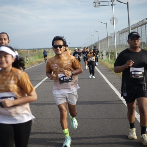 Race photo from KEDIRI HALF MARATHON 2026