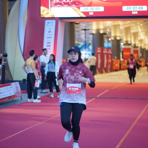 Race photo from KEDIRI HALF MARATHON 2026