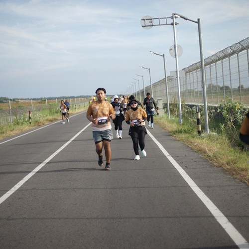 Race photo from KEDIRI HALF MARATHON 2026