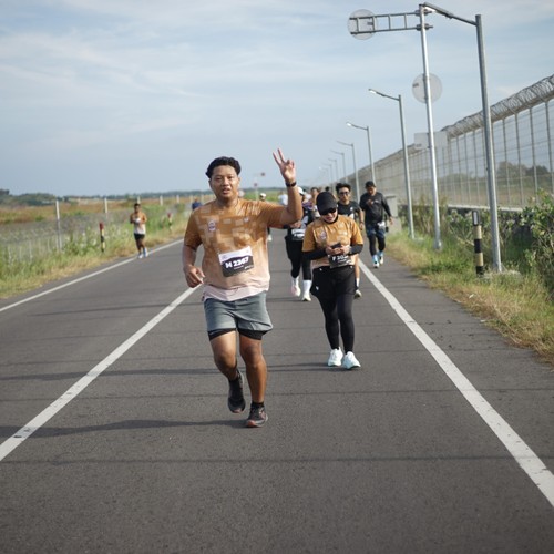 Race photo from KEDIRI HALF MARATHON 2026