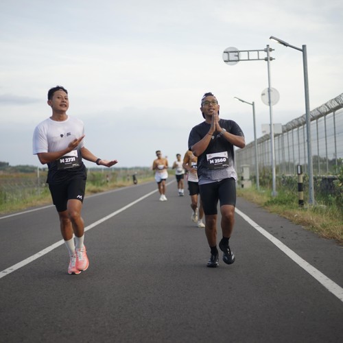 Race photo from KEDIRI HALF MARATHON 2026