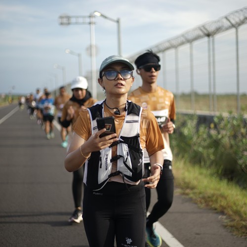 Race photo from KEDIRI HALF MARATHON 2026