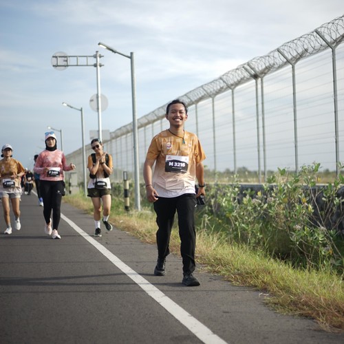 Race photo from KEDIRI HALF MARATHON 2026
