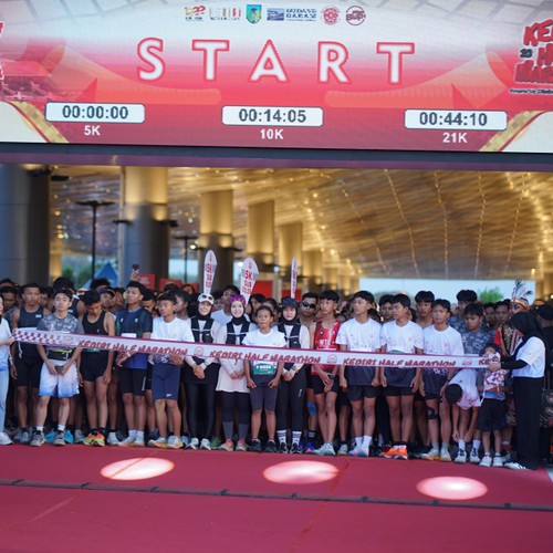 Race photo from KEDIRI HALF MARATHON 2026