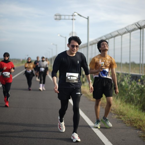 Race photo from KEDIRI HALF MARATHON 2026