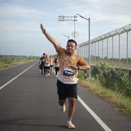 Race photo from KEDIRI HALF MARATHON 2026