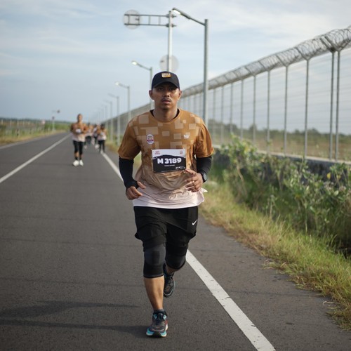 Race photo from KEDIRI HALF MARATHON 2026