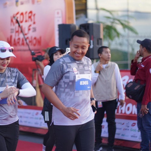 Race photo from KEDIRI HALF MARATHON 2026