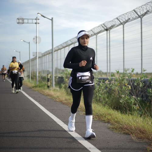 Race photo from KEDIRI HALF MARATHON 2026