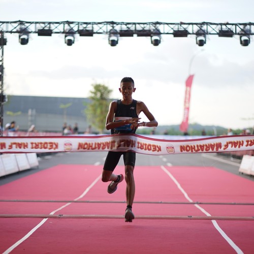 Race photo from KEDIRI HALF MARATHON 2026