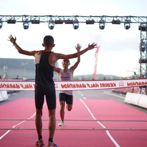 Race photo from KEDIRI HALF MARATHON 2026