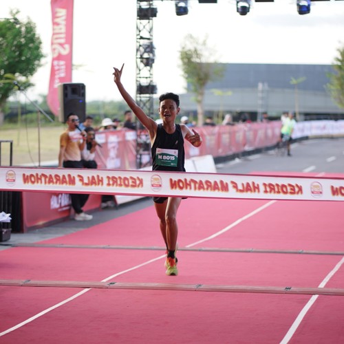 Race photo from KEDIRI HALF MARATHON 2026