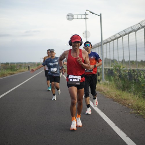 Race photo from KEDIRI HALF MARATHON 2026