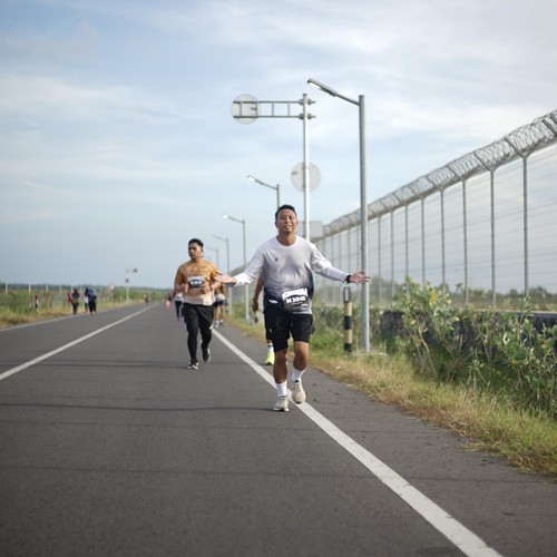 Race photo from KEDIRI HALF MARATHON 2026